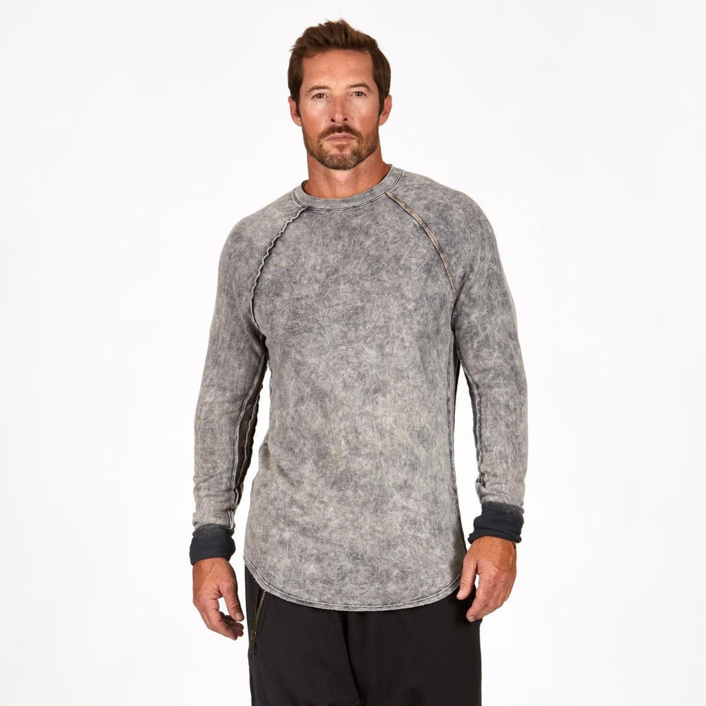 Male modeling mineral wash long sleeve raglan